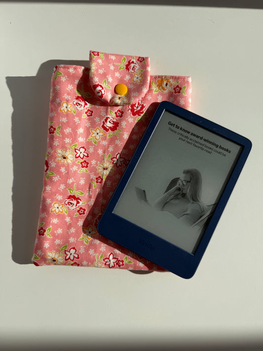 Stylish Quilted Kindle & Book Sleeve