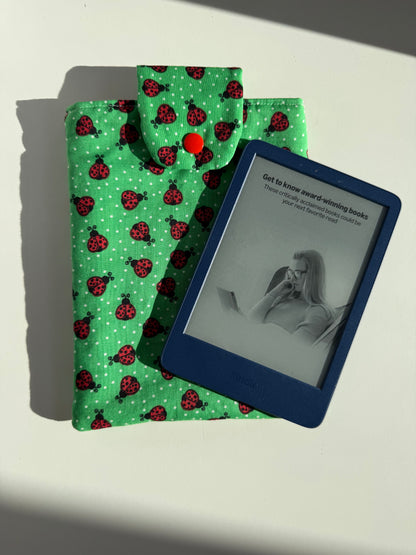 Stylish Quilted Kindle & Book Sleeve