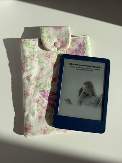 Stylish Quilted Kindle & Book Sleeve