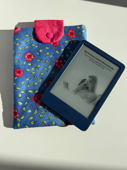 Stylish Quilted Kindle & Book Sleeve