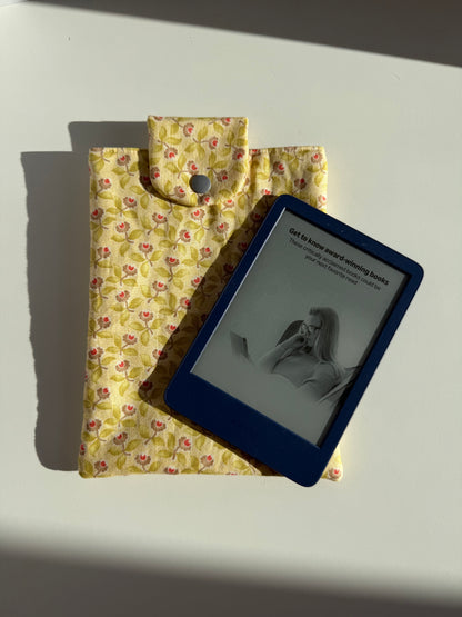 Stylish Quilted Kindle & Book Sleeve